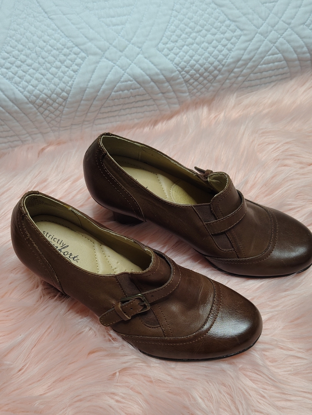 VJH Confort Brown Leather Low Heel Loafers